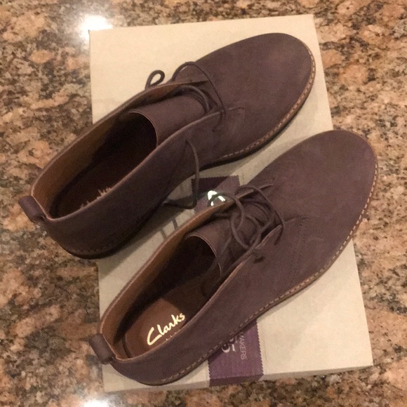 Clarks Shoes - Clark’s Gluck Willa women 8 M, taupe new with box